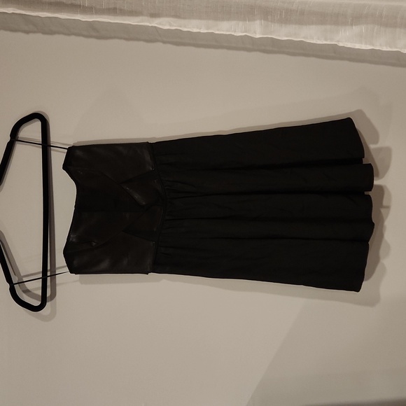 ⭕️ PRICE FIRM Rebecca Taylor Lamb Leather Panel Strapless Black Dress Size 2 - Picture 3 of 8